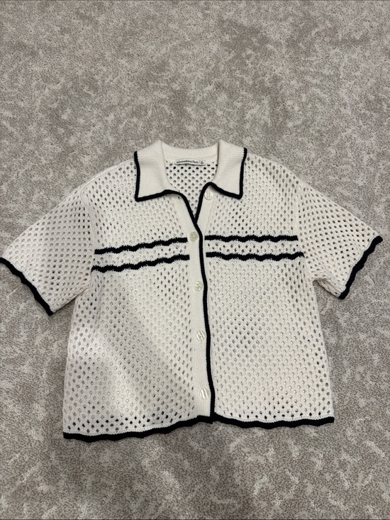 Abercrombie & Fitch Tops - Abercrombie & Fitch Cream Open-Knit Short-Sleeve Cardigan with Black Trim